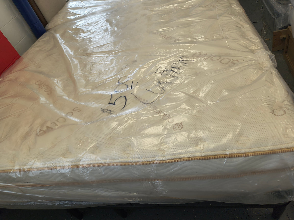 Saatva Classic Organic Cotton King Mattress